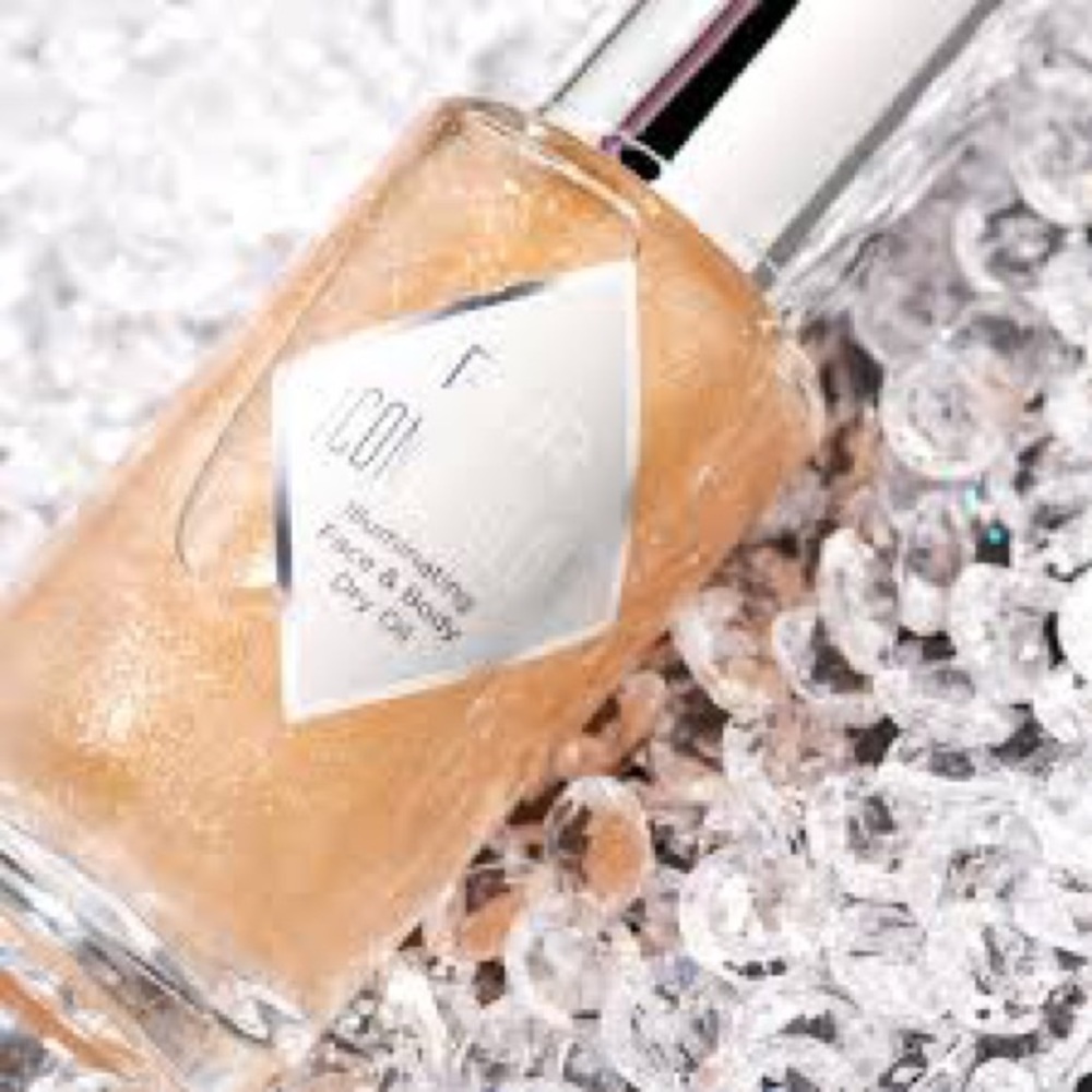 PUR Iconic Glow Illuminating Face & Body Dry Oil